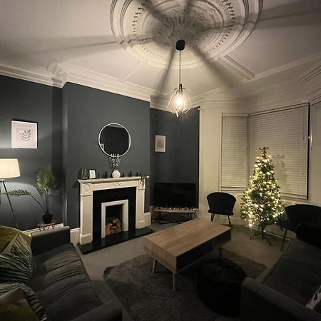 Appartement High Barnes 3 Bed House With Parking, Sleeps 7, Quiet Location à Sunderland  Extérieur photo