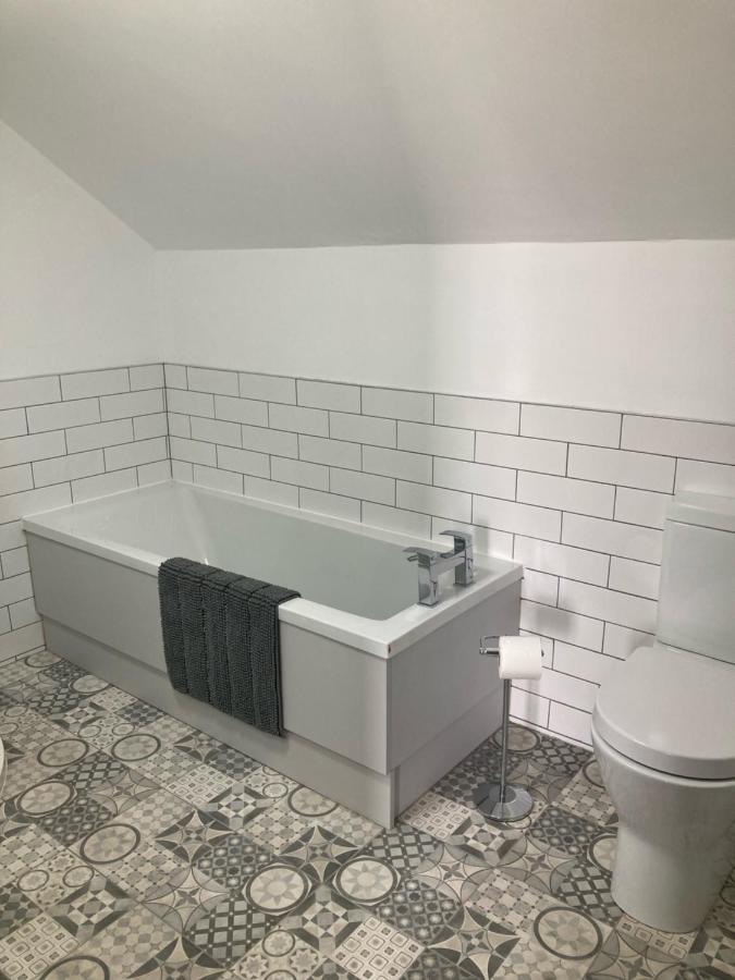 Appartement High Barnes 3 Bed House With Parking, Sleeps 7, Quiet Location à Sunderland  Extérieur photo